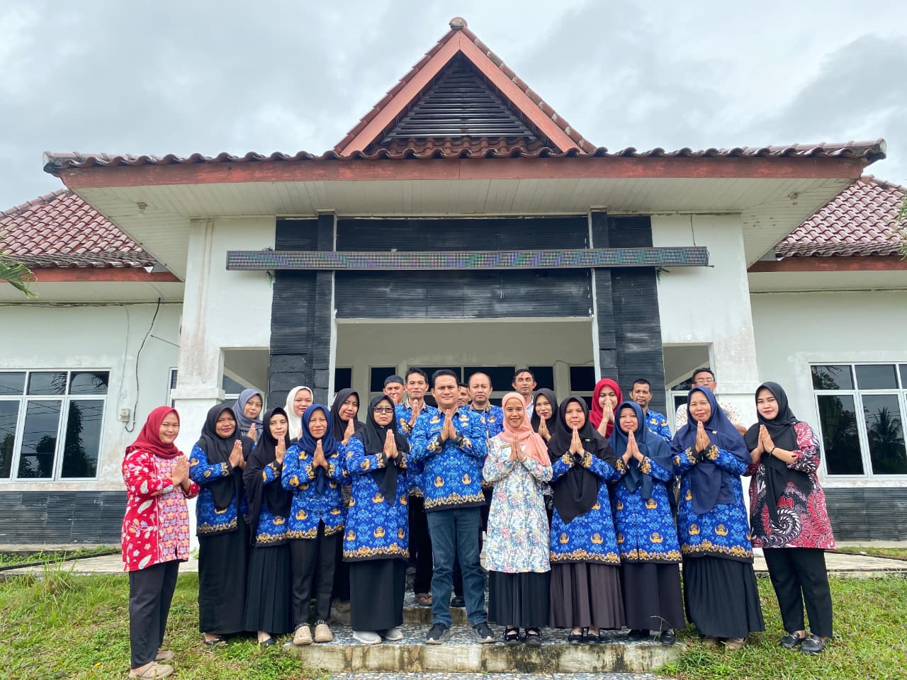 FOTO PEGAWAI KECAMATAN